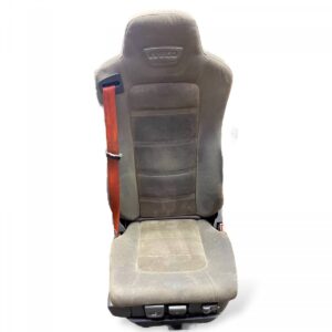 Scaun șofer iveco cu centură de siguranță roșie 1 Scaun șofer iveco cu centură de siguranță roșie