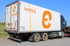 Remorcă Schmitz pentru Camion Volvo - Burlog Logistics Solution