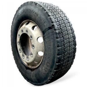 Roată man 315/70r22. 5 kumho kw 701 1 Roată man 315/70r22. 5 kumho kw 701