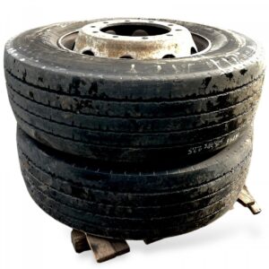 Set 2 roți volvo 305/70r22. 5 225x825. 11 1 Set 2 roți volvo 305/70r22. 5 225×825. 11