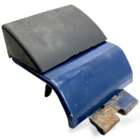 Clema de fixare apărătoare noroi axă față dreapta Scania 1408370