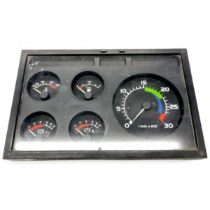 Ceas de bord volvo - panou indicatori: turație motor, nivel combustibil, presiune ulei, temperatură motor 1 Ceas de bord volvo – panou indicatori: turație motor, nivel combustibil, presiune ulei, temperatură motor