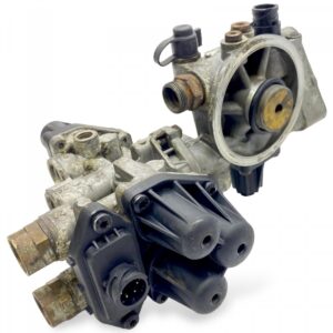 Uscător de aer pentru camioane mercedes – coduri: 0024310715, a0024310715, 1518170, 1506410, 0024310515, a0024310515, a0024313815, 0024313815, 5021171136, 5021175244, 1935483, 1505230, a0034315706, 003431