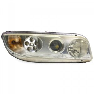 Far dreapta volvo - coduri 21209330, 21784043 1 Far dreapta volvo – coduri 21209330, 21784043
