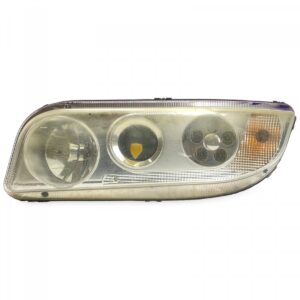 Far stânga pentru volvo, coduri 21209357 și 21784048 1 Far stânga pentru volvo, coduri 21209357 și 21784048