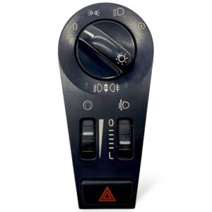 Comutator faruri volvo cu funcții multiple și buton de avertizare triunghiulară 1 Comutator faruri volvo cu funcții multiple și buton de avertizare triunghiulară