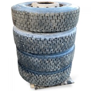 Set 4 roți scania 22. 5x9. 0 315/80r22. 5 1 Set 4 roți scania 22. 5×9. 0 315/80r22. 5