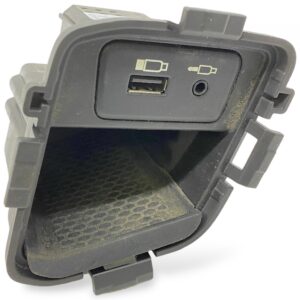 Panou cu priză usb și aux pentru scania 2554705 2324701