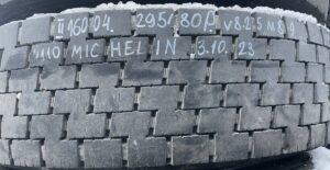 Roată scania 295/80r22. 5 225x9 225x8. 25 m8. 9 michelin 3. 10. 23 1 Roată scania 295/80r22. 5 225×9 225×8. 25 m8. 9 michelin 3. 10. 23