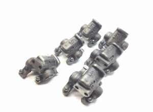 Set de culbutori cu tijă pentru mercedes (coduri piese: a5410500834, a5410500933, a5410501236) 1 Set de culbutori cu tijă pentru mercedes (coduri piese: a5410500834, a5410500933, a5410501236)