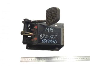 Supapă principală de frână cu pedală mercedes bpc 165 1619850 1 Supapă principală de frână cu pedală mercedes bpc 165 1619850