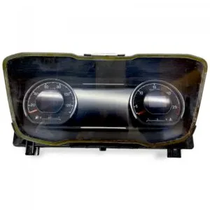 Ceas de bord pentru scania – model compatibil cu coduri: 2717227, 2709877, 2496979, 2797636, 2797230, 2839602, 2868368, 2801313, 2870419, 2863487, 2717542, 3086790, 3069733, 3029713, 2994193, 2943793, 2914826, 26219-13