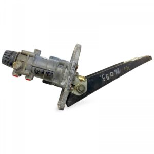 Supapă principală de frână cu pedală irisbus 70313353 21147988 504100401 85003334 11 1 Supapă principală de frână cu pedală irisbus 70313353 21147988 504100401 85003334 11