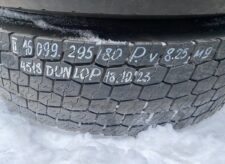 Roată DUNLOP 295/80R22.5, 18.10.23, Volvo