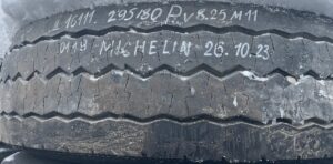 Roată michelin 295/80 pv 8. 25 m11 0119 26. 10. 23