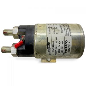 Releu tensiune volvo 20747617 24v 300a 1 Releu tensiune volvo 20747617 24v 300a