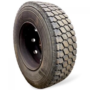 Anvelopă bridgestone 285/70r19. 5 1 Anvelopă bridgestone 285/70r19. 5