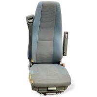 Scaun Șofer Volvo Uzat cu Defecțiuni Vizibile - 20862625