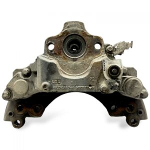 Etrier de frână față dreapta pentru volvo - coduri piese: 20704260, 20922678, 20703995, 5001866509, 7420566573, 7420566575, 7420566577, 7420566579, 7420576073, 20566778, 20566780, 20825060, 20825012 1 Etrier de frână față dreapta pentru volvo – coduri piese: 20704260, 20922678, 20703995, 5001866509, 7420566573, 7420566575, 7420566577, 7420566579, 7420576073, 20566778, 20566780, 20825060, 20825012