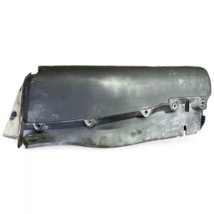 Apărător de noroi axa față dreapta volvo (coduri: 20744037, 5010578806, 5010578807, 5010301444, 5010578802, 20744040)