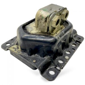 Izolator de vibrații motor spate dreapta volvo 20499472-12 1 Izolator de vibrații motor spate dreapta volvo 20499472-12