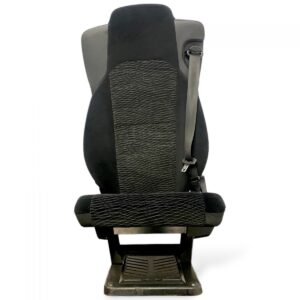 Scaun pasager single mercedes negru cu centură de siguranță 1 Scaun pasager single mercedes negru cu centură de siguranță