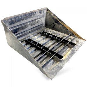 Capac pentru cutia bateriei volvo - coduri 20507252, 3127594, 7420518311 1 Capac pentru cutia bateriei volvo – coduri 20507252, 3127594, 7420518311