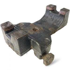 Piesă reglare arc lamelar axă motor dreapta scania 1383644 1 Piesă reglare arc lamelar axă motor dreapta scania 1383644