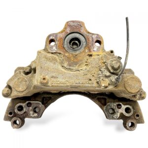 Etrier de frână axa motrică stânga volvo – coduri: 20523648, 20982069, 20526991, 21487595, 20982103, 21024419, 20713402, 20527556, 85023446, 85021929, 85029446, 7421487685, 21487685