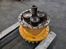 Transmisie Finală pentru New Holland W270C
