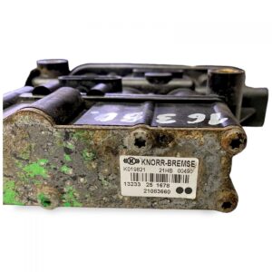 Supapă ecas knorr-bremse k019821 21083660 volvo