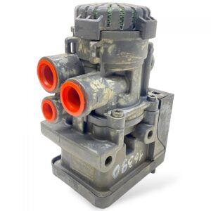 Supapă ebs axa față dreapta scania - coduri: 1442935, 1754939, 1773676, 1857012, 1879275 1 Supapă ebs axa față dreapta scania – coduri: 1442935, 1754939, 1773676, 1857012, 1879275