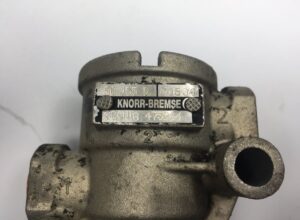 Regulator de presiune aer knorr-bremse pentru scania - 2250738 475944 11 1 Regulator de presiune aer knorr-bremse pentru scania – 2250738 475944 11