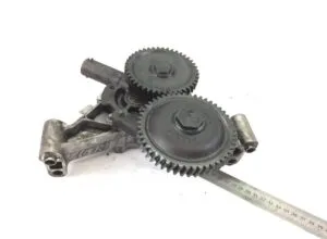 Pompa de ulei de motor pentru scania (coduri: 1402400, 1402401, 1318075, 1322142, 1102581, 1341496)