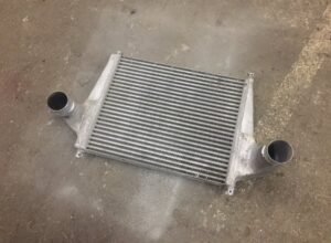 Intercooler pentru camion daf 1700349 - poză produs 1 Intercooler pentru camion daf 1700349 – poză produs