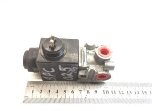 Valvă solenoid scania 1421325 / 1536307 - 12v 1 Valvă solenoid scania 1421325 / 1536307 – 12v