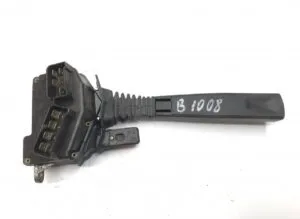Comutator lumini și indicatoare volvo – cod 70351705
