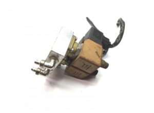 Valvă solenoid volvo 3098453 481865c2f-15