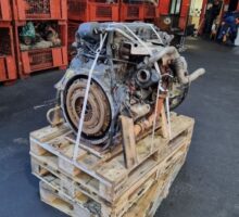 Motor complet pentru camion DAF FR118U2, second-hand, pe paleți