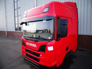 Cabină completă pentru camion scania cr 20, model 2017, culoare roșie 1 Cabină completă pentru camion scania cr 20, model 2017, culoare roșie