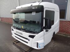 Cabină completă pentru camion Scania SC P CP 19, albă