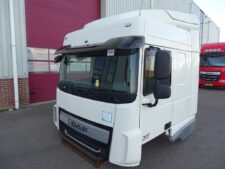 Cabină completă pentru camion DAF XF 106 2016