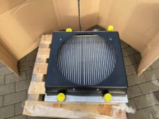 Radiator apa Komatsu SK174