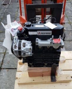 Motor mitsubishi pentru miniexcavatoare volvo ec15
