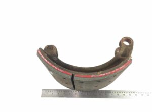 Plăcuță de frână cu tambur pentru volvo 1137701 – 14