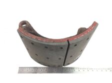 Plăcuță de frână tambur Volvo 1586761 8365308