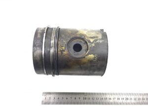 Piston renault 77700609 cu inel de etanșare 1 Piston renault 77700609 cu inel de etanșare