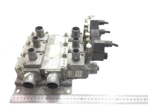Supapă de apă pentru încălzitor de cabină volvo 20569261 1 Supapă de apă pentru încălzitor de cabină volvo 20569261