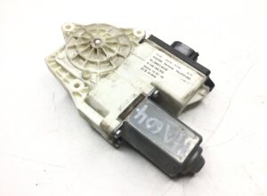 Motor regulator de geam dreapta man 8128601-6138 1 Motor regulator de geam dreapta man 8128601-6138