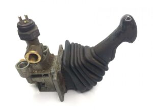 Supapă frână de mână pentru scania (coduri: 1408332, 1408333, 1506757, 1935577, 570862-15) 1 Supapă frână de mână pentru scania (coduri: 1408332, 1408333, 1506757, 1935577, 570862-15)